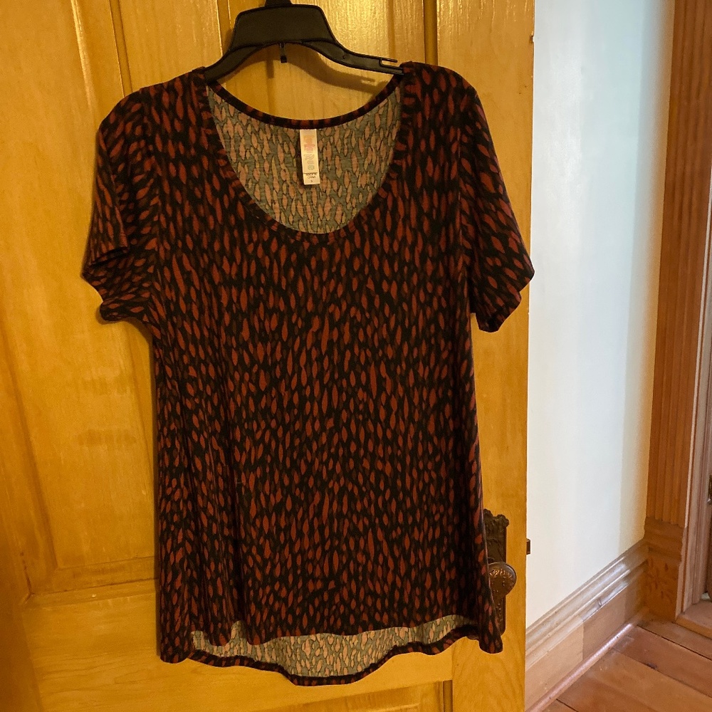 LulaRoe Short Sleeve Top